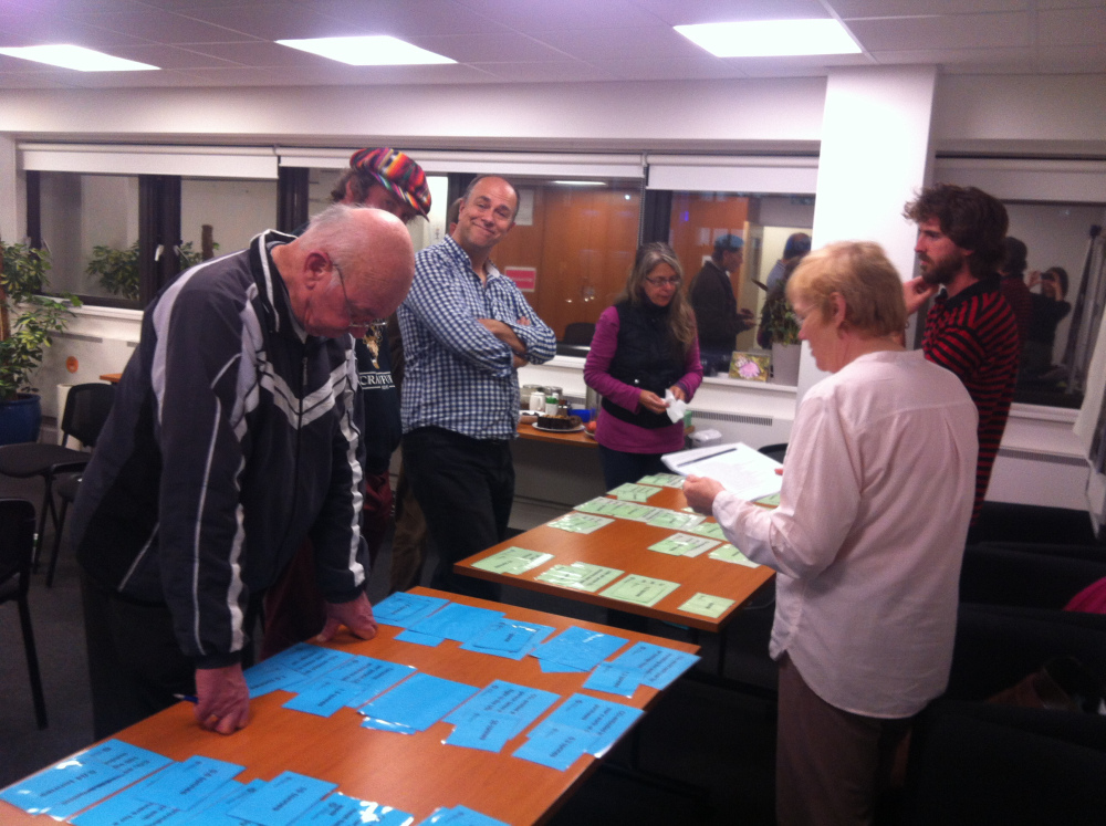 Carbon Conversations event run by Transition MK in 2015. Photo credit: Transition MK
